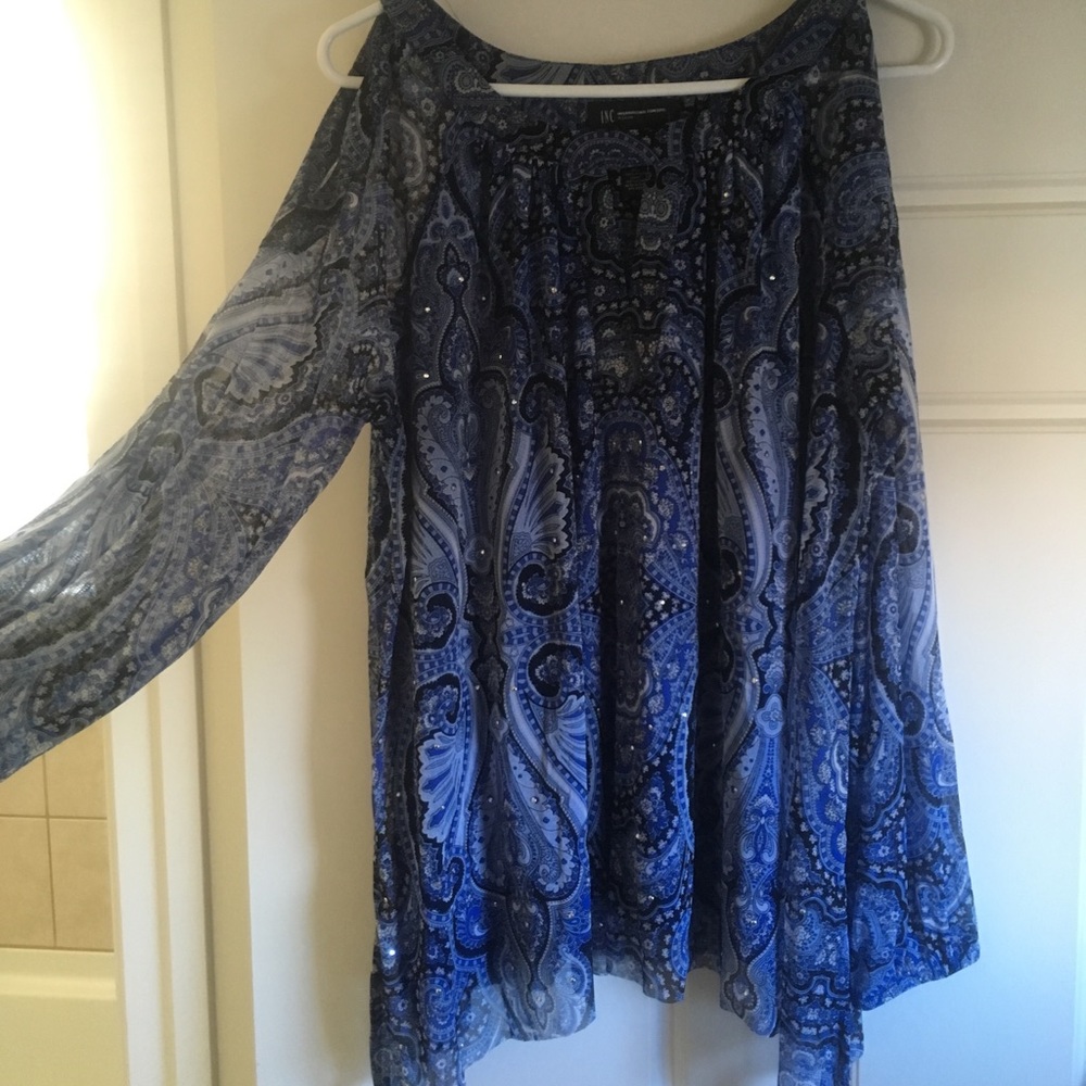 cold shoulder embellished top